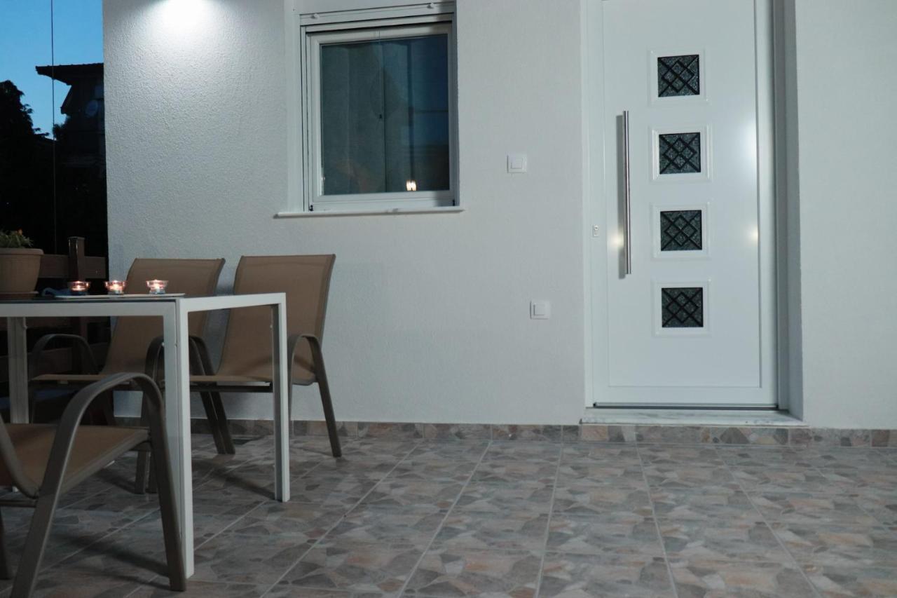Filippou Luxury Apartments Flogita Exterior foto